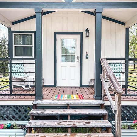 Private Tiny Home Royal Ridge Getaway Ngoại thất bức ảnh